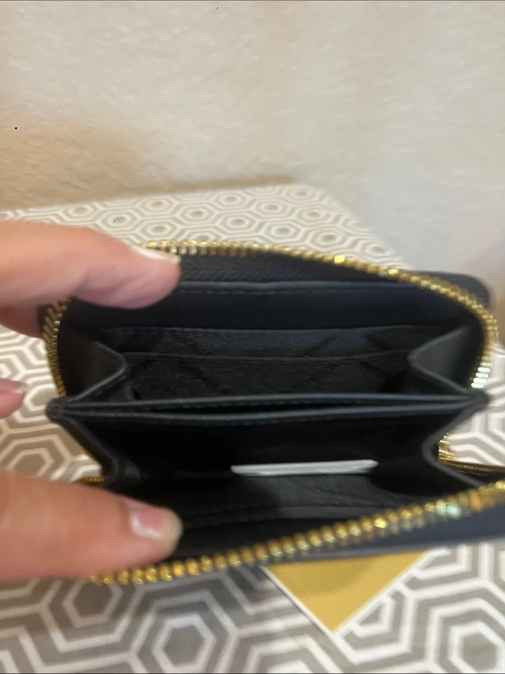 MICHAEL Michael Kors compact zip